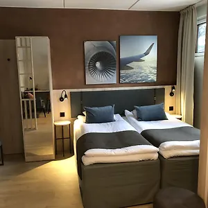 Pilot Airport Hotell